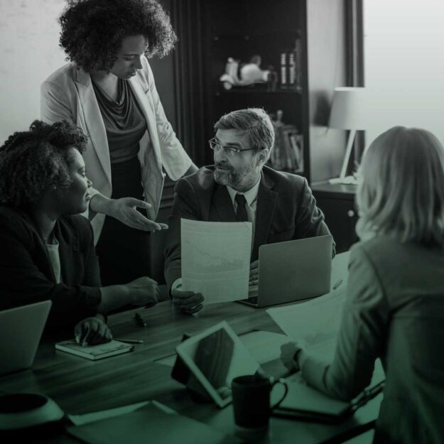 Marcelo Tostes - Área de Atuação, Arbitragens e Mediações