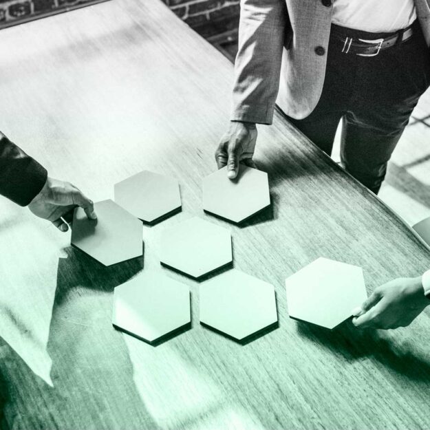 Marcelo Tostes Advogados - Área de Atuação. Consultoria, M&A